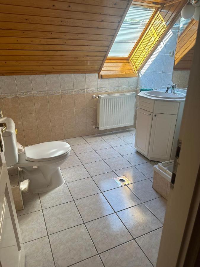 布达佩斯苹果酒店 Budapest Ngoại thất bức ảnh