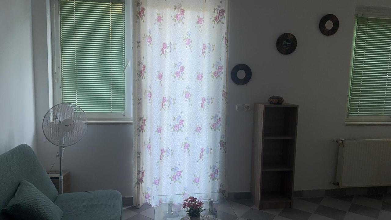 布达佩斯苹果酒店 Budapest Ngoại thất bức ảnh