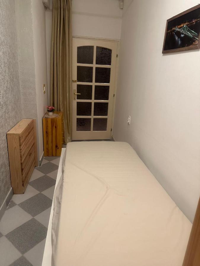 布达佩斯苹果酒店 Budapest Ngoại thất bức ảnh